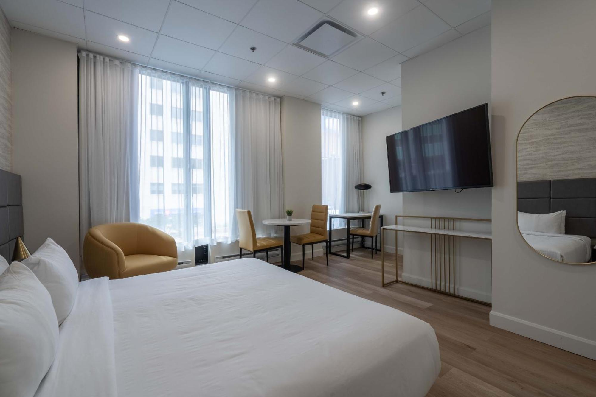 Travelodge By Wyndham Centre Montreal