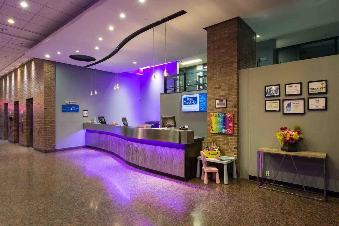 Travelodge By Wyndham Centre Hotel Montreal